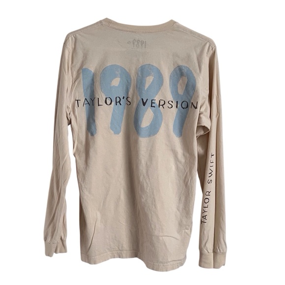 Taylor Swift 1989 Eras Long Sleeve T-Shirt Taylors Version Collectible Medium - Picture 2 of 7